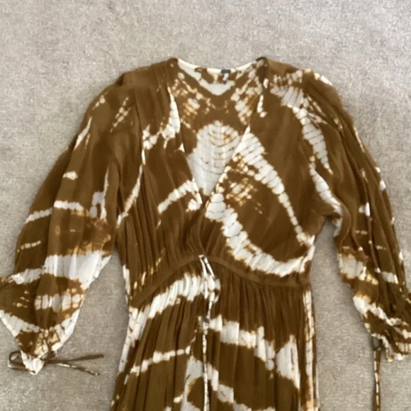 Chic Long Sleeve Tie-Dye Dress small - Picture 4 of 6